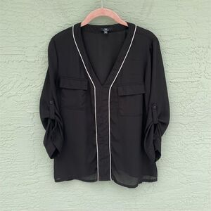 MM by My Michelle Women's Black V-Neck Blouse Size M Long Sleeve